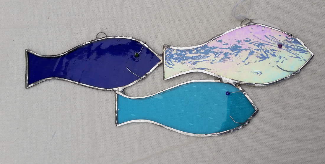 Stained glass fish trio